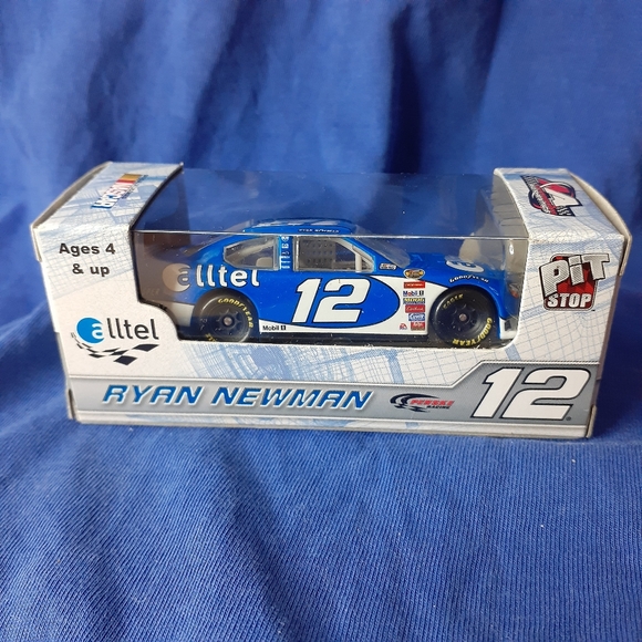 💯RARE Nascar PIT STOP Ryan Newman #12 COT Dodge Avenger 🇨🇦12.50 Can Shipping - Picture 2 of 16